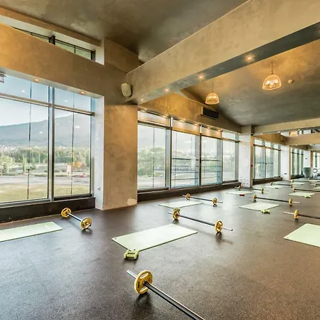 Апартхотел Emirates