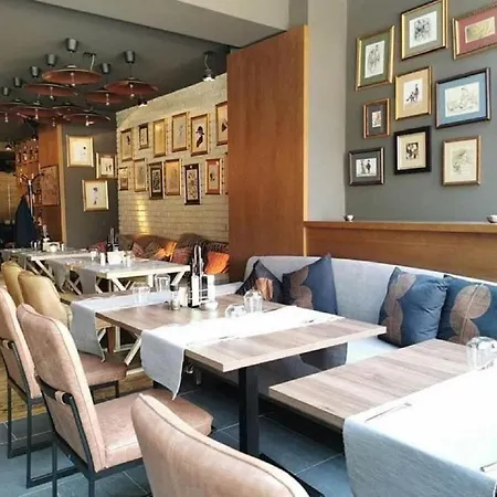 Emirates 公寓式酒店 5*