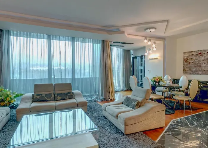 Aparthotel Emirates 5*